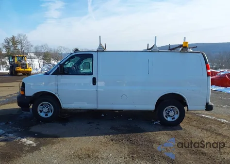 2019 Chevrolet Express 2500 Work Van from USA, damaged, VIN 1GCWGAFG0K1246480